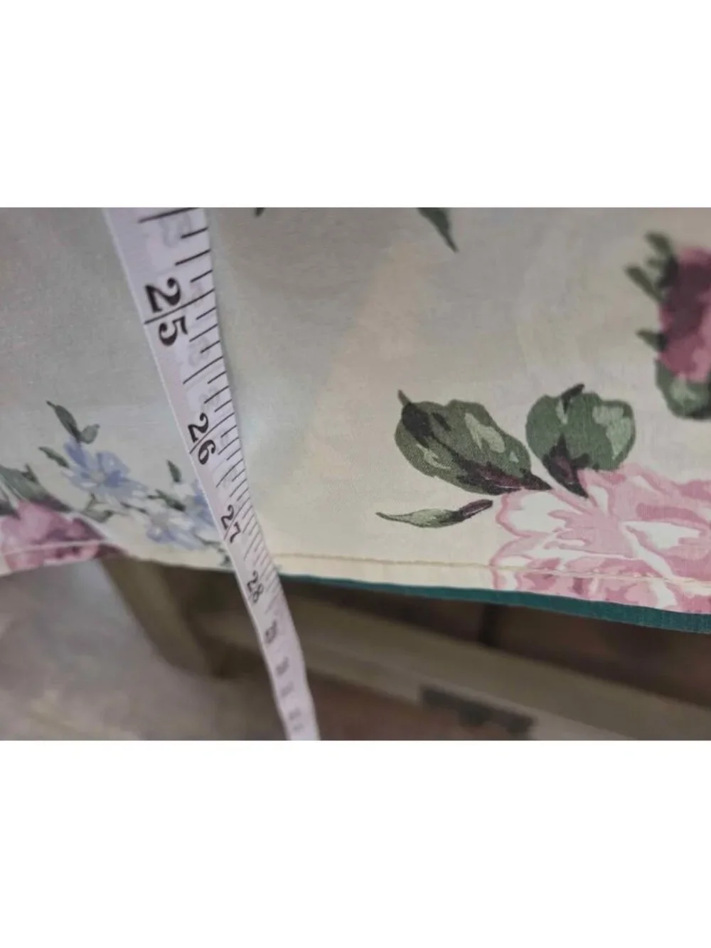 Vintage floral pillowcases standard size approximately 23